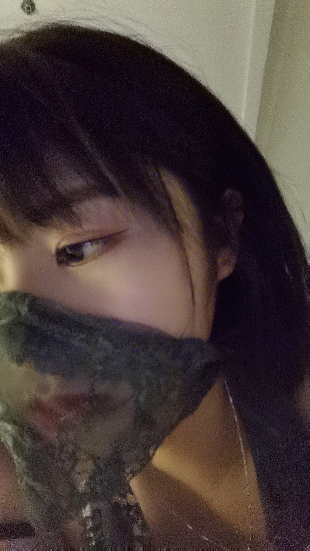 体验丰满骚女蓝精灵